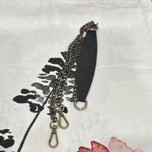LaFlore Black Chain Strap Accessory